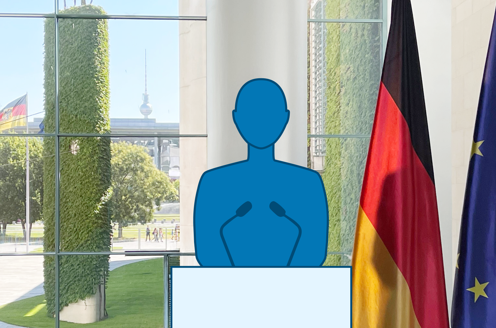 Nahaufnahme der Person hinter dem Pult